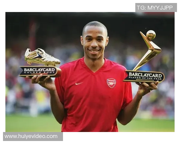 荷兰足球传奇老球星回顾与影响力解析