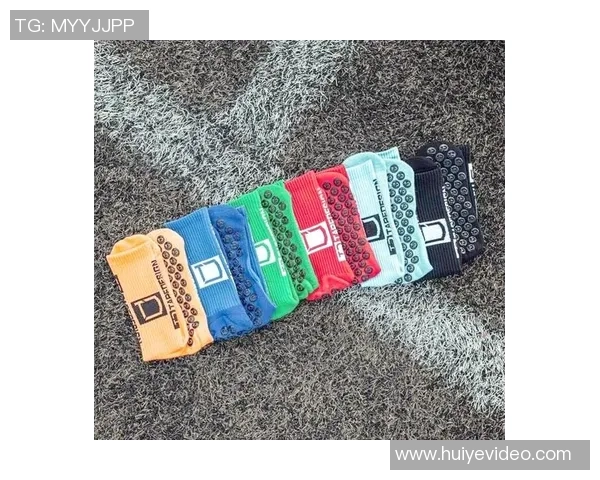 球星同款足球防滑袜引领赛场潮流提升速度与稳定表现 球星同款足球防滑袜引领赛场潮流提升速度与稳定表现